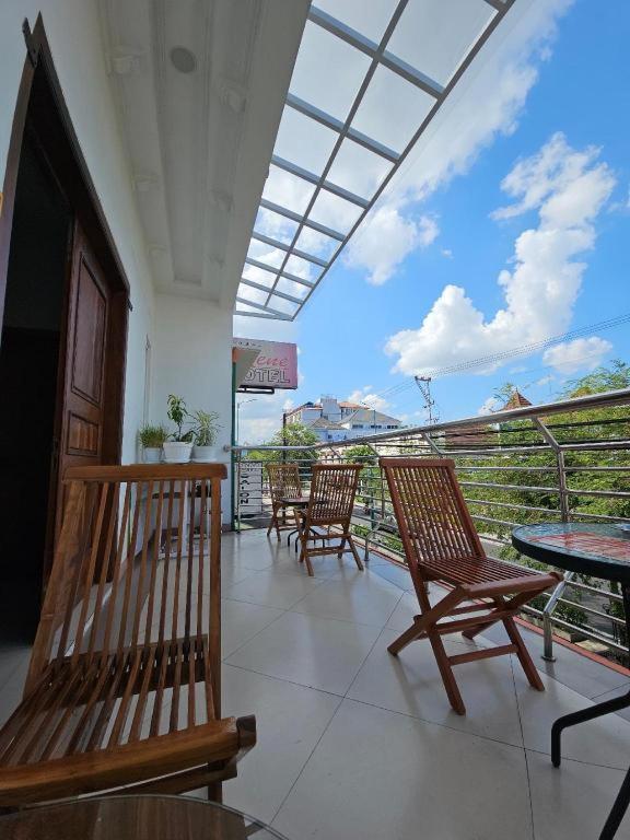 Rene Hotel Γιογκιακάρτα Εξωτερικό φωτογραφία