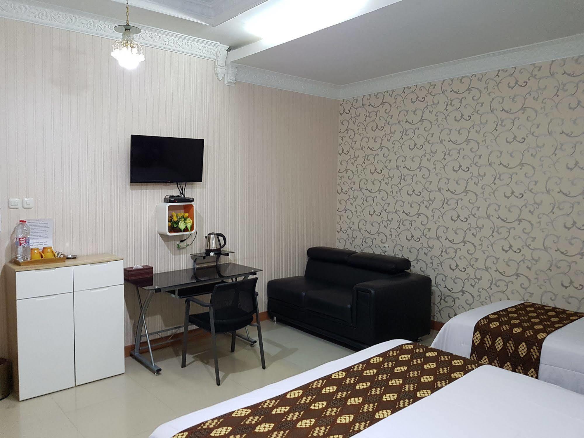 Rene Hotel Γιογκιακάρτα Εξωτερικό φωτογραφία