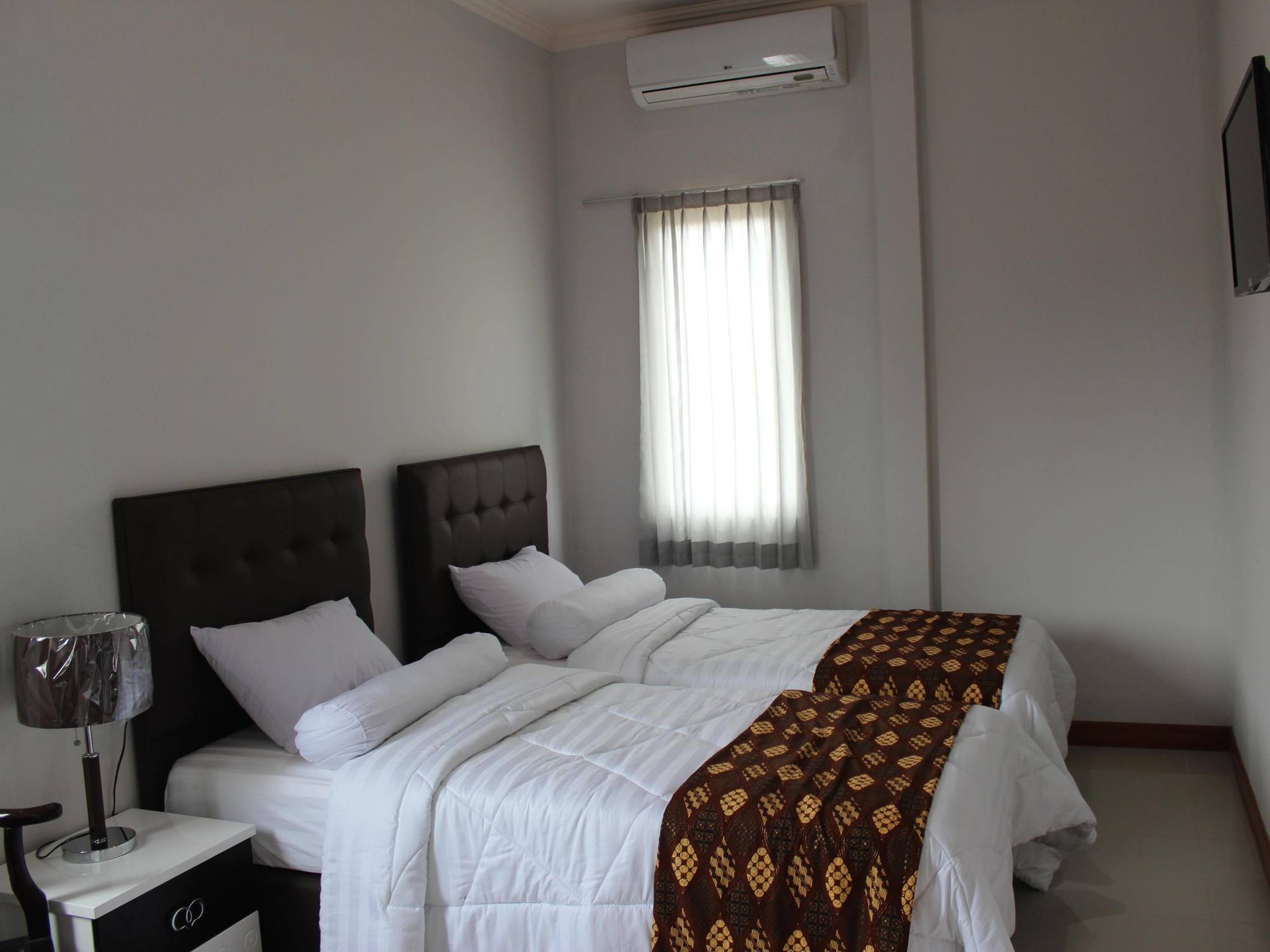 Rene Hotel Γιογκιακάρτα Εξωτερικό φωτογραφία